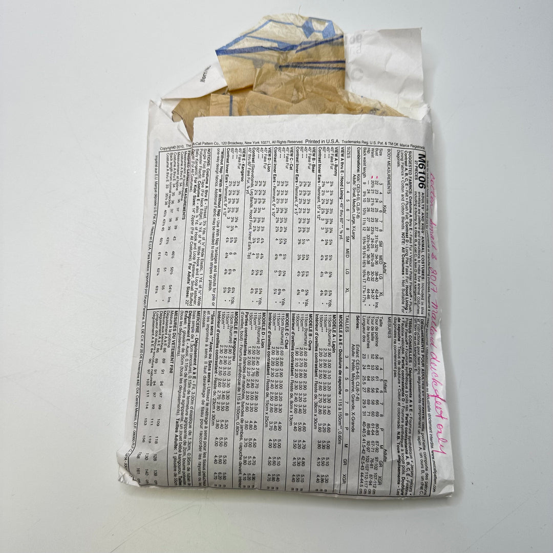 Sewing Pattern - Unisex - McCall&