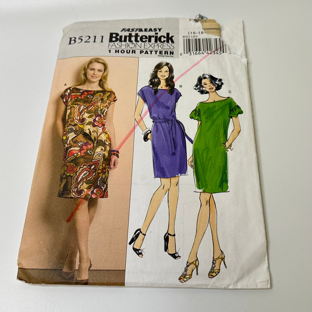 Sewing Pattern - Womenswear - Butterick B5211