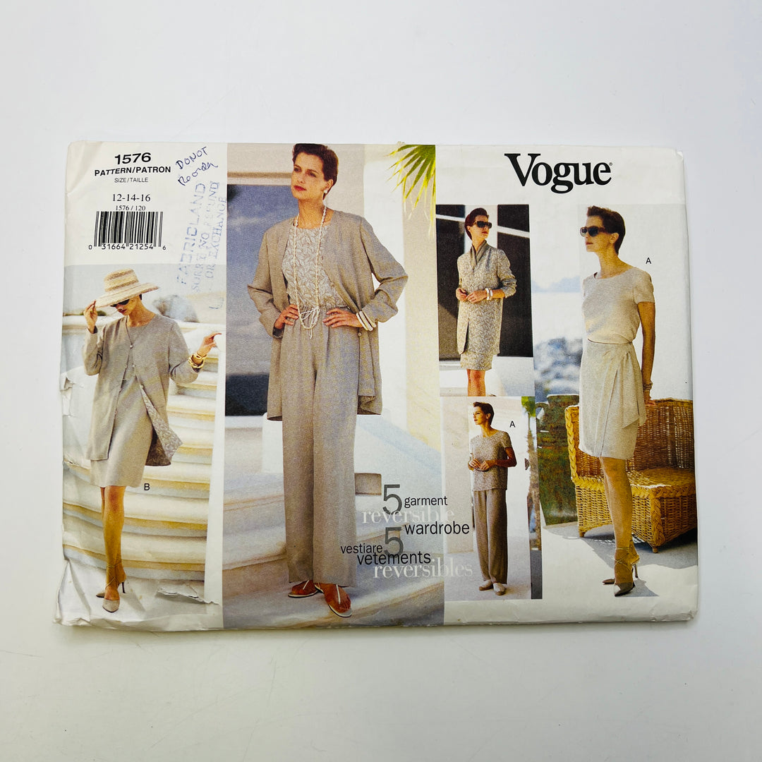 Sewing Pattern - Womenswear - Vogue 1576