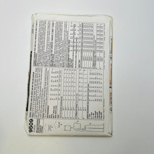 Sewing Pattern - Junior - Simplicity 9509