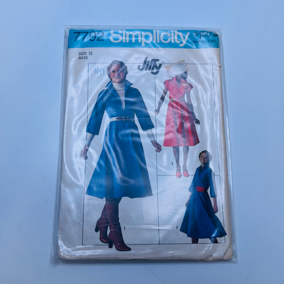 Sewing Pattern - Womenswear - Simplicity 7792