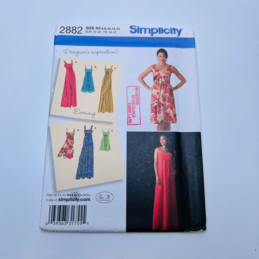 Sewing Pattern - Womenswear - Simplicity 2882
