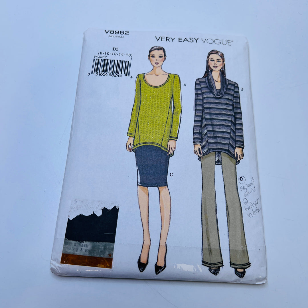 Sewing Pattern - Womenswear - Vogue 8962