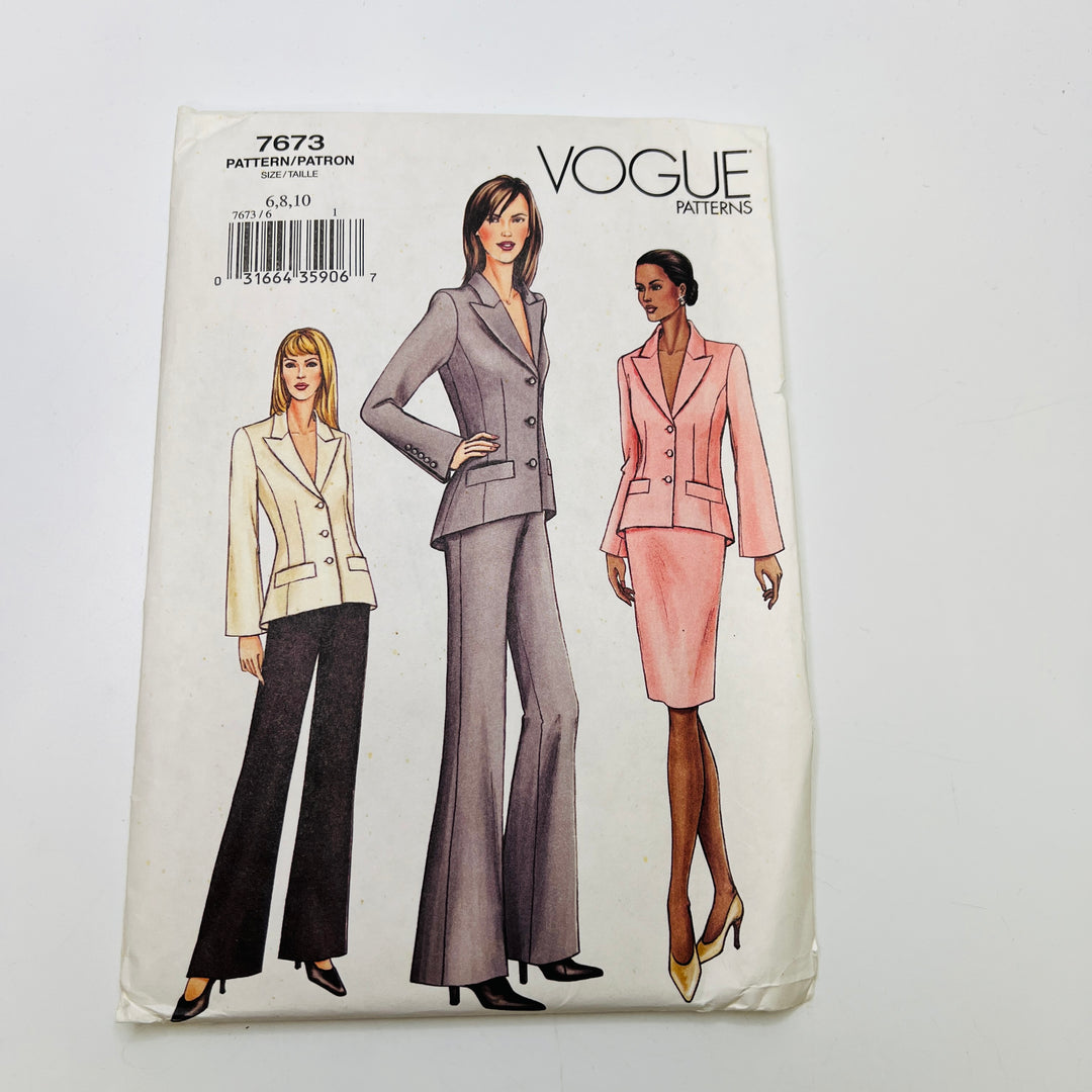 Sewing Pattern - Womenswear - Vogue 7673
