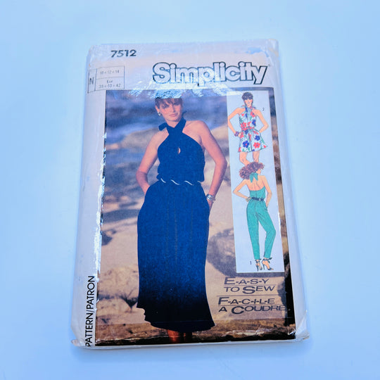 Sewing Pattern - Womenswear - Simplicity 7512