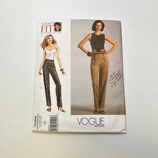 Sewing Pattern - Womenswear - Vogue 2948