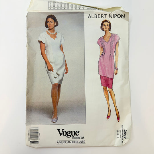 Sewing Pattern - Womenswear - Vogue 2692