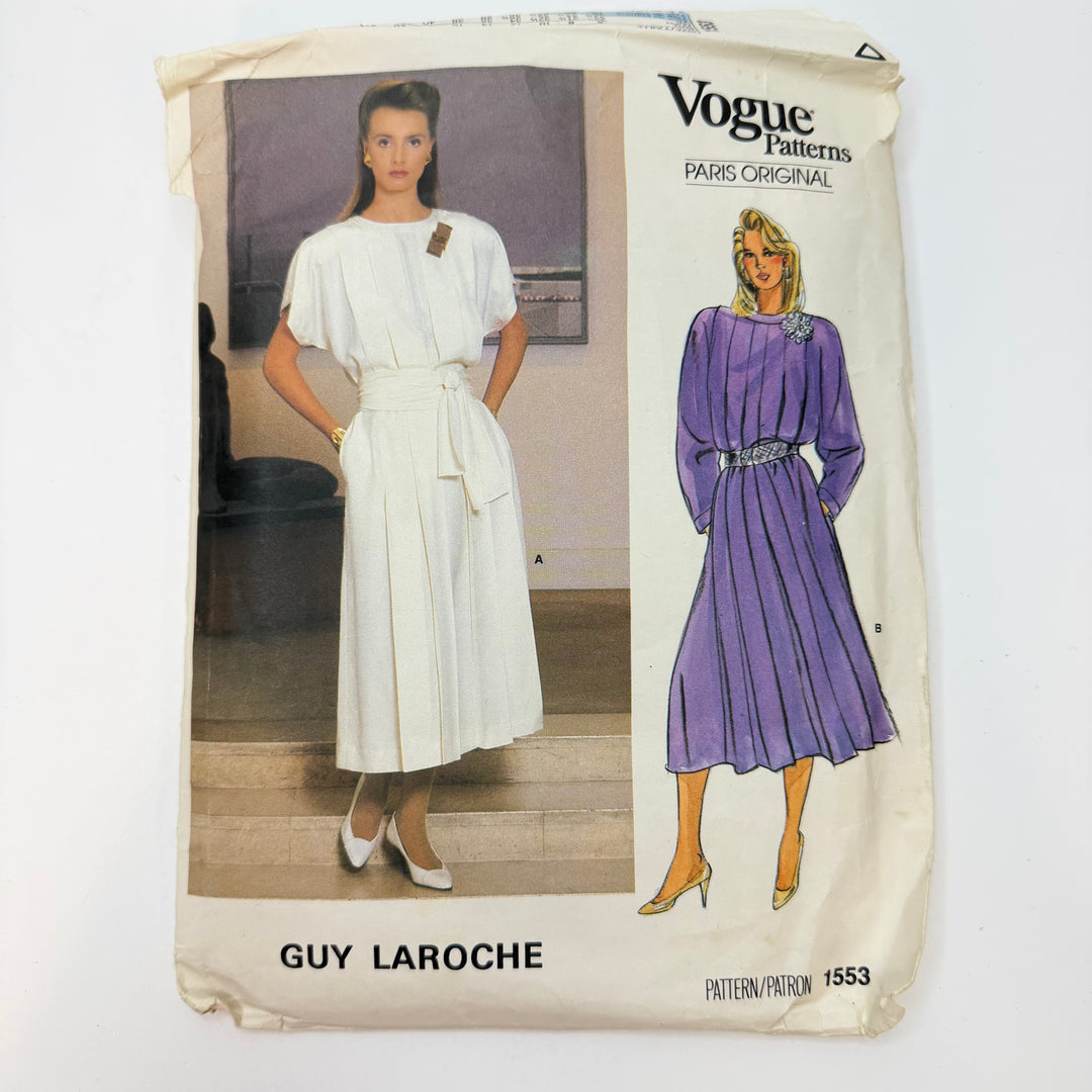 Sewing Pattern - Womenswear - Vogue 1553