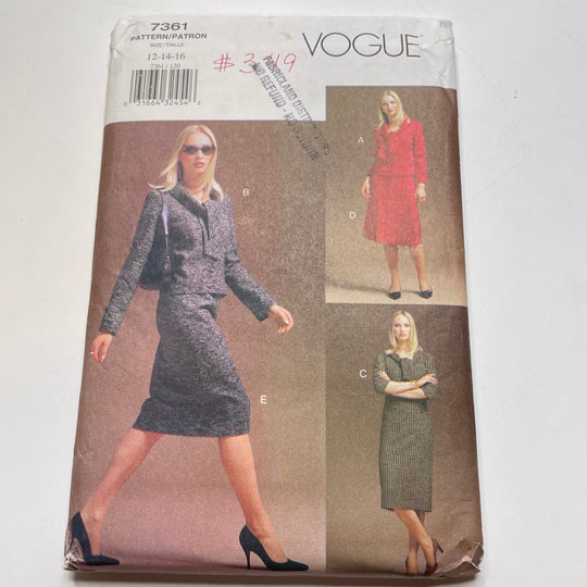 Sewing Pattern - Womenswear - Vogue 7361