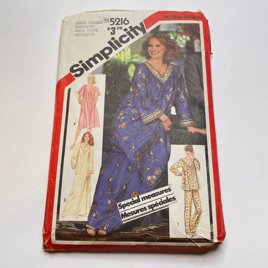 Sewing Pattern - Womenswear - Simplicity 5216