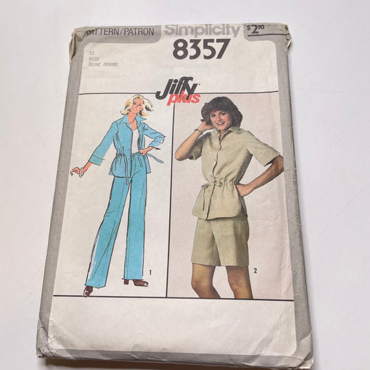 Sewing Pattern - Womenswear - Simplicity 8357