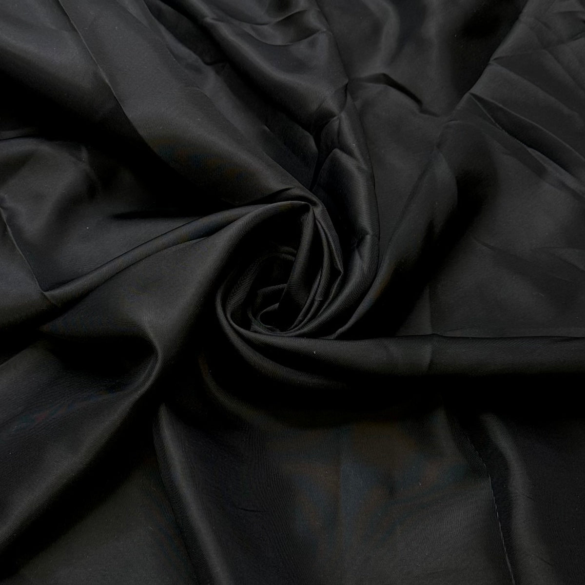 Upcycling A Suit - Polyester Blend Woven - Black - 2M Bundle