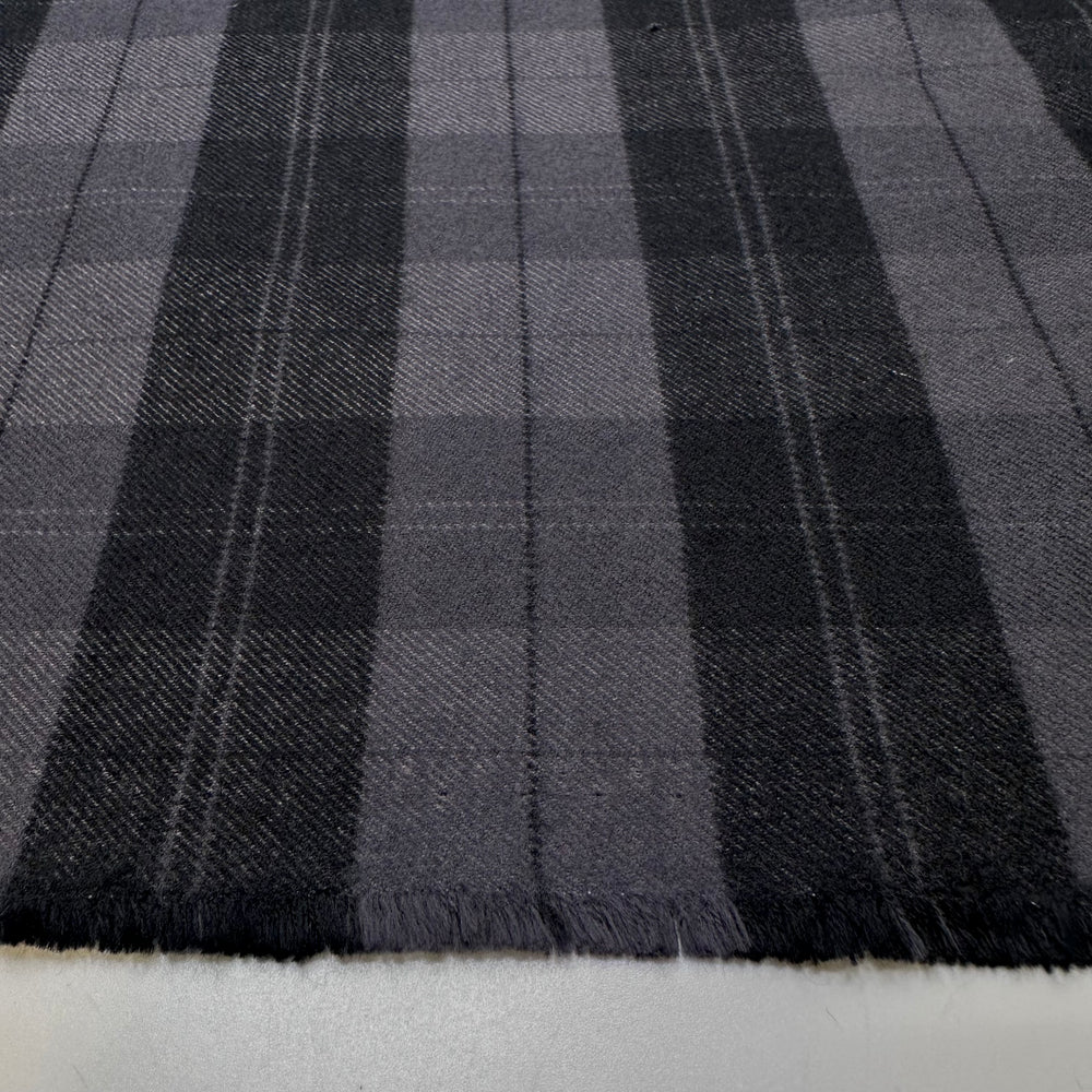 Shacket Weather Approaching - Flanel Cotton Woven - Dark Grey Plaid - Bundles