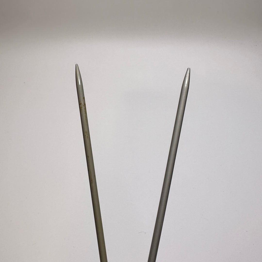 Knitting Needles Sewing Tool - Light Grey/Cream - Individual