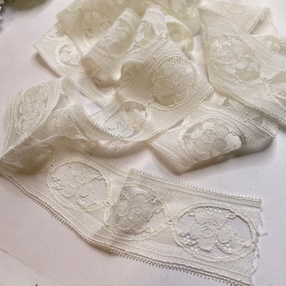 1 ½" (38mm)   Lace Trim - Cream - 2 Pack