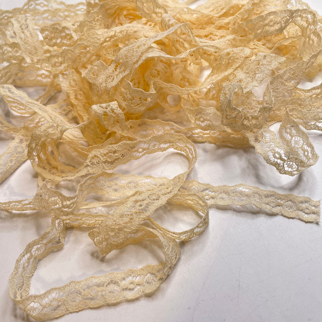 ½" (13mm)   Lace Trim - Light Beige - 9M Bundle