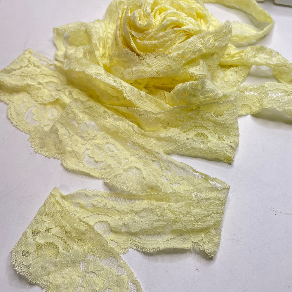 2 ¼" (57mm)  Scalloped  Lace Trim - Yellow - 5M Bundle