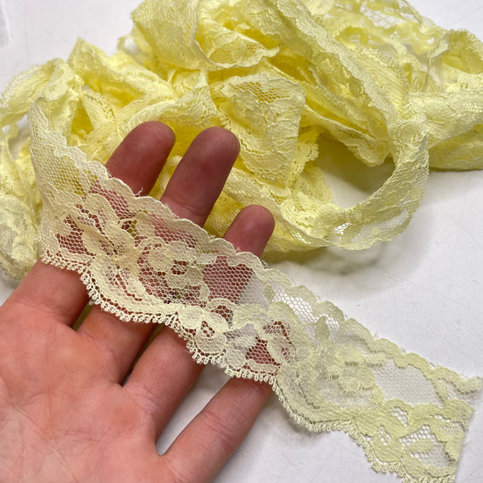 1 ½" (38mm)  Scalloped  Lace Trim - Yellow - 3M Bundle