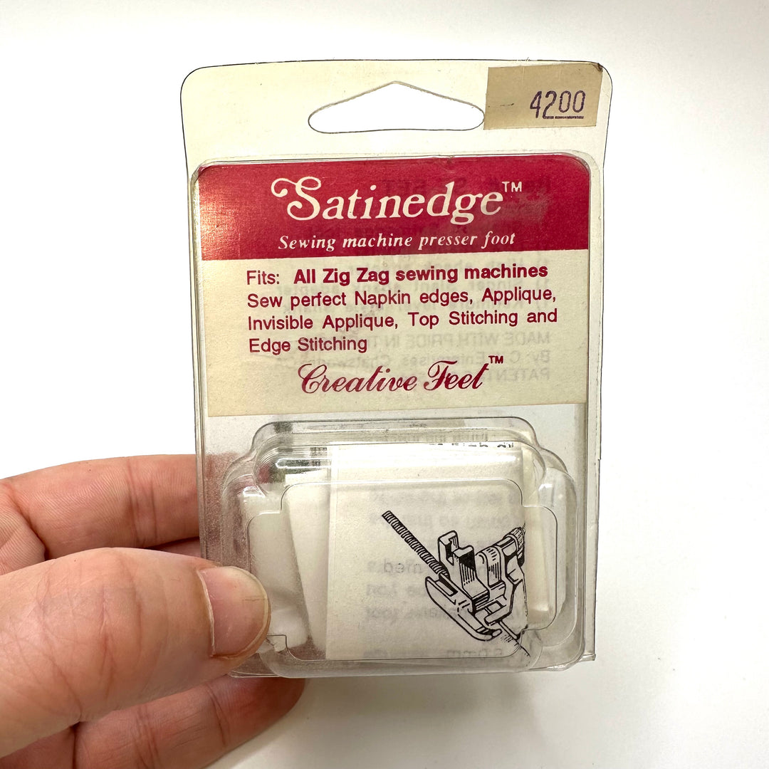 Zig Zag Presser Foot Tools - White - Individual