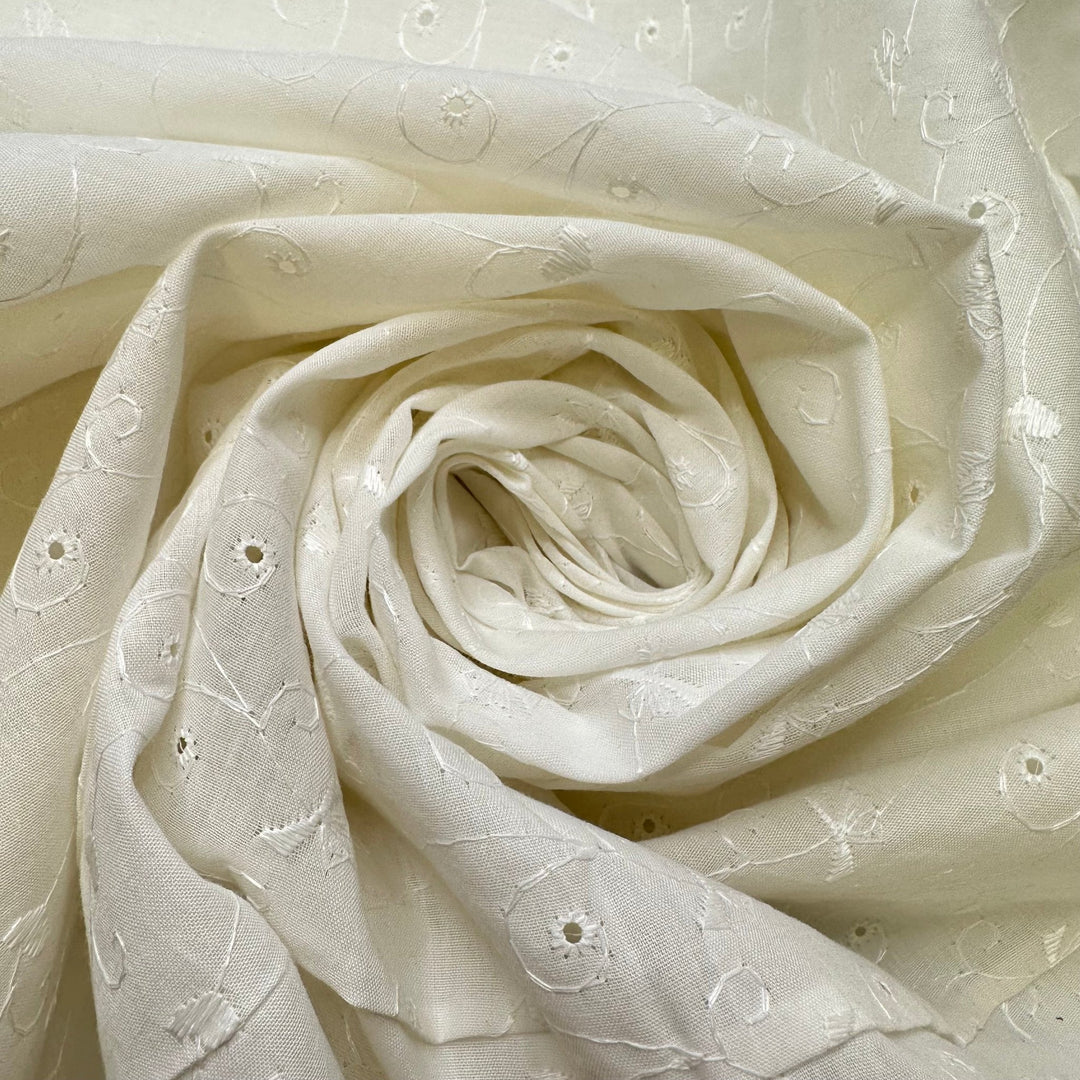 A Warm Blanket Straight From The Dryer - Embroidered Cotton/Poly Woven - White Floral - 1.85M Bundle - True Deadstock fabric Fabric by private - Sustainable Textile | FABCYCLE