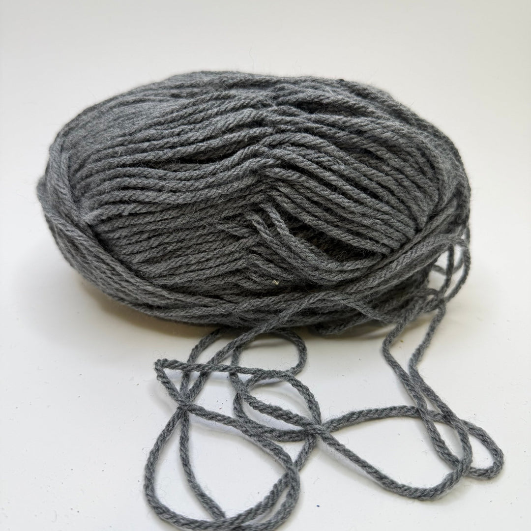 Acrylic Yarn - Grey - Individual - True Deadstock supplies Fabric by private - Sustainable Textile | FABCYCLE