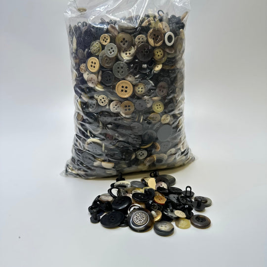 Big Grab Bag - 4 Hole Button - Plastic - Brown Multi - Mixed 1000 Pack - True Deadstock supplies Fabric by private - Sustainable Textile | FABCYCLE