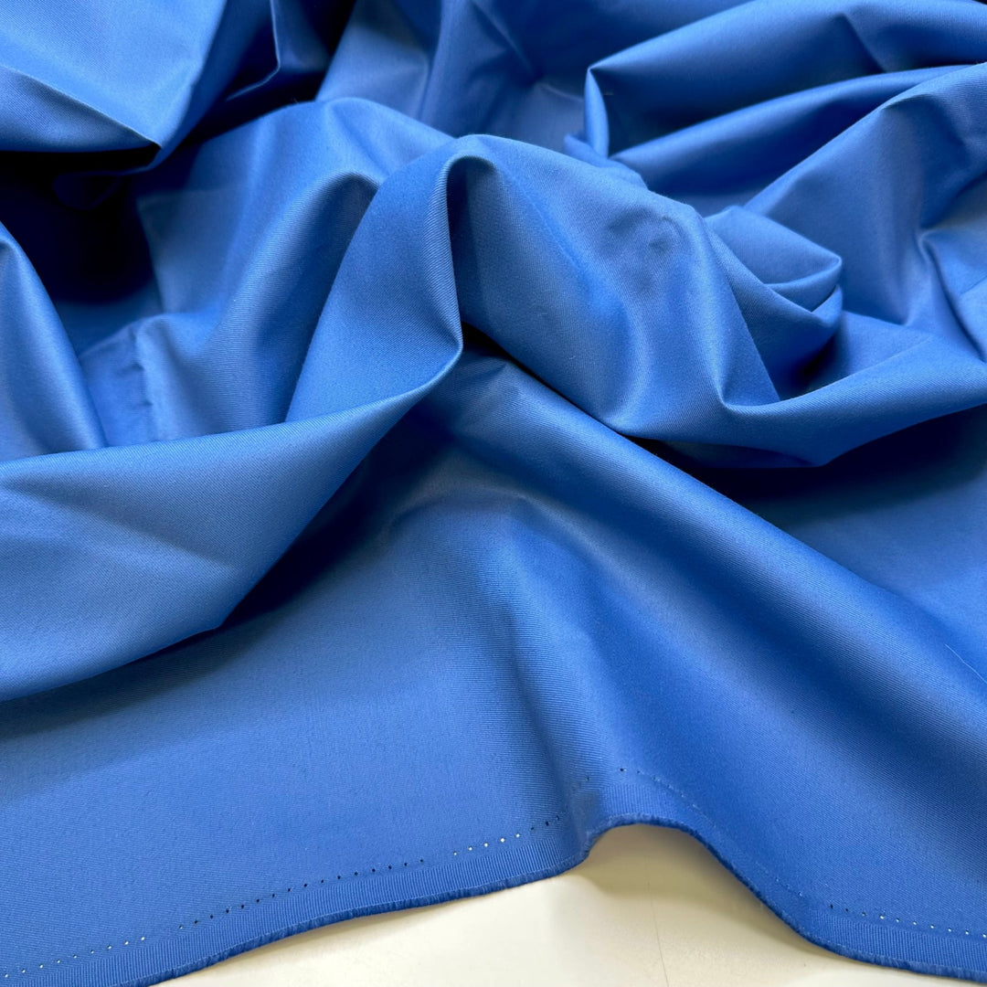 Blue Nevermore - Natural Blend Woven - Light Blue - 2.55M Bundle - True Deadstock fabric Fabric by private - Sustainable Textile | FABCYCLE