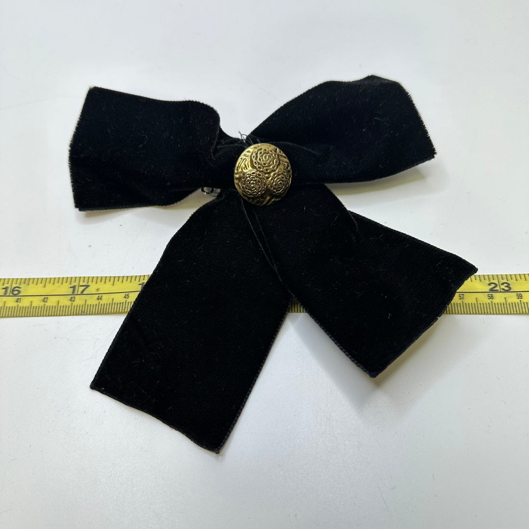Bow Accessories - Black - Individual - True Deadstock supplies Fabric by private - Sustainable Textile | FABCYCLE