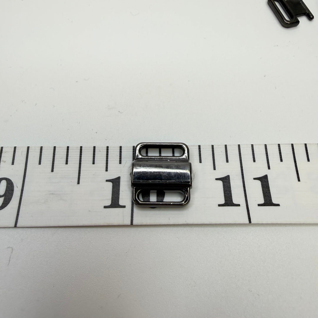 Bra Clasp - 10MM Metal - Dark Silver/Gunmetal - 20 Pack - True Deadstock supplies Fabric by private - Sustainable Textile | FABCYCLE