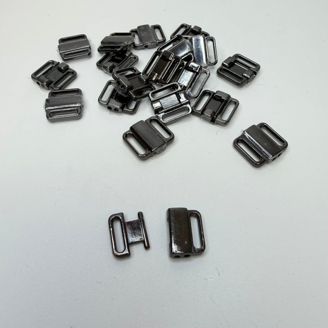 Bra Clasp - 10MM Metal - Dark Silver/Gunmetal - 20 Pack - True Deadstock supplies Fabric by private - Sustainable Textile | FABCYCLE