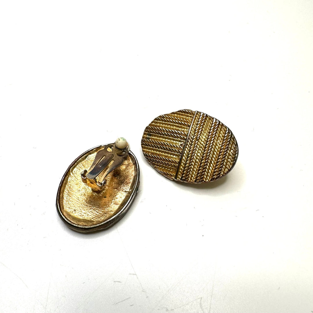 Brass Oval Clip On Earrings Costume Jewelry - Gold - Individual - True Deadstock supplies Fabric by private - Sustainable Textile | FABCYCLE
