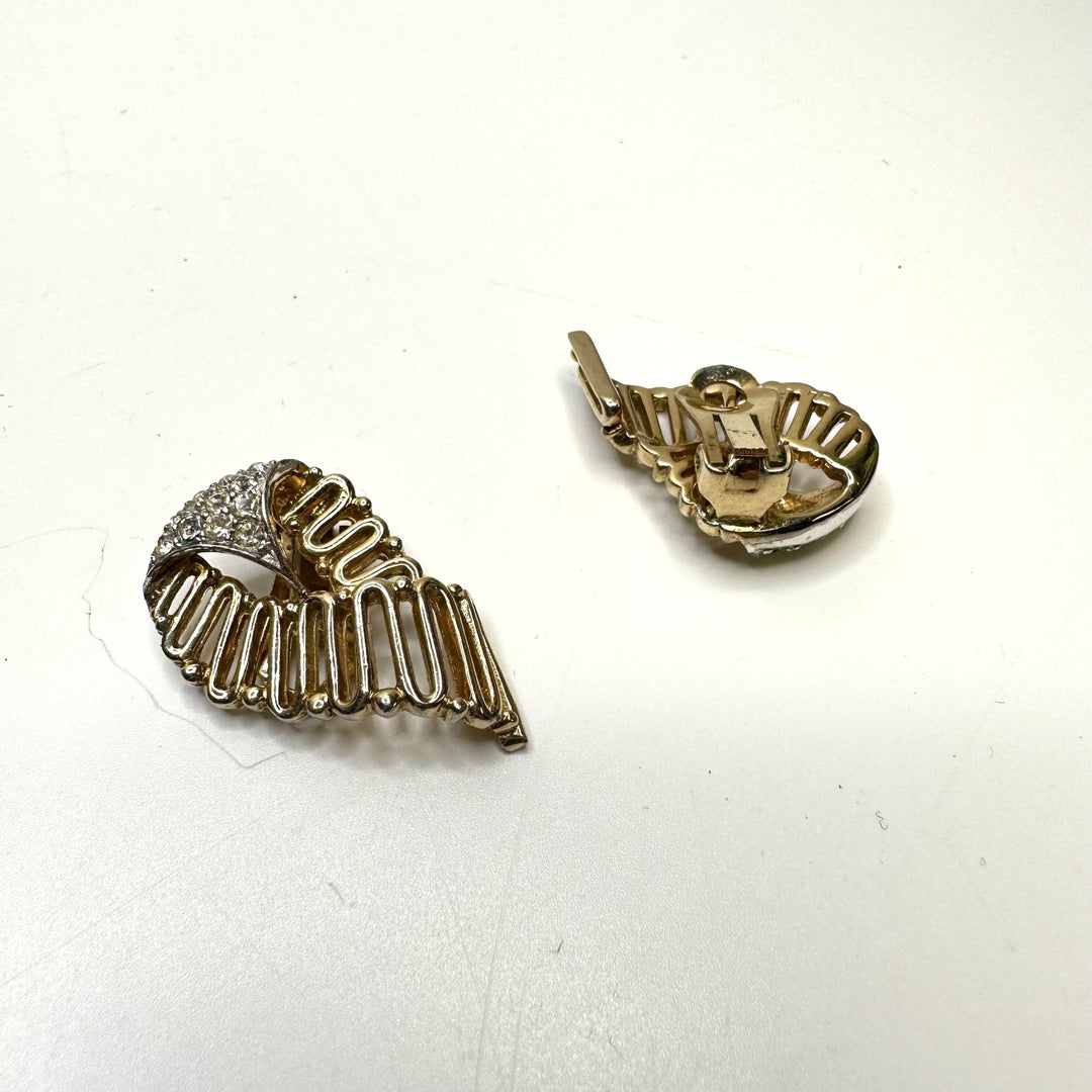 Clip On Earrings Costume Jewelry - Gold/Glass - Individual - True Deadstock supplies Fabric by private - Sustainable Textile | FABCYCLE