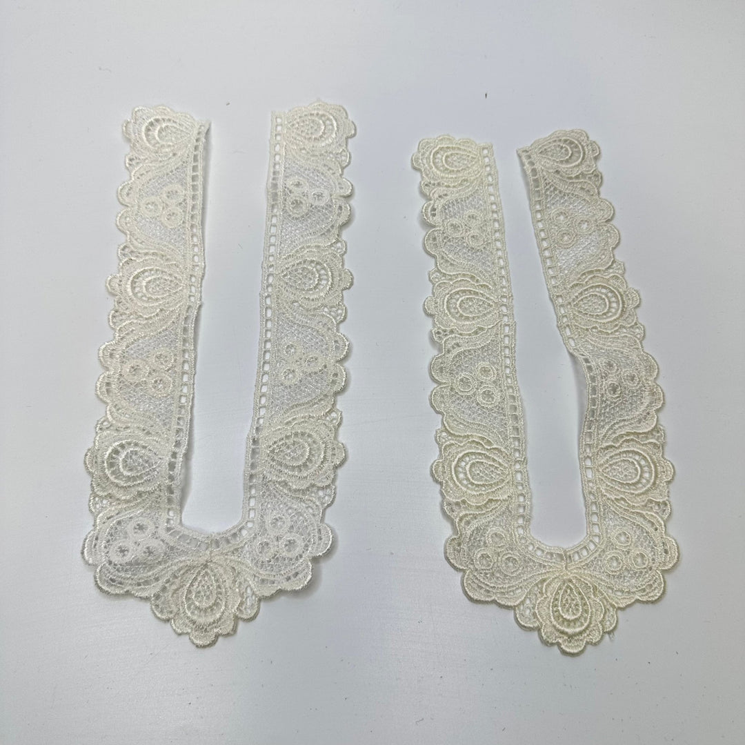 Collar Lace Applique - Cream - 2 Pack - True Deadstock supplies Fabric by private - Sustainable Textile | FABCYCLE