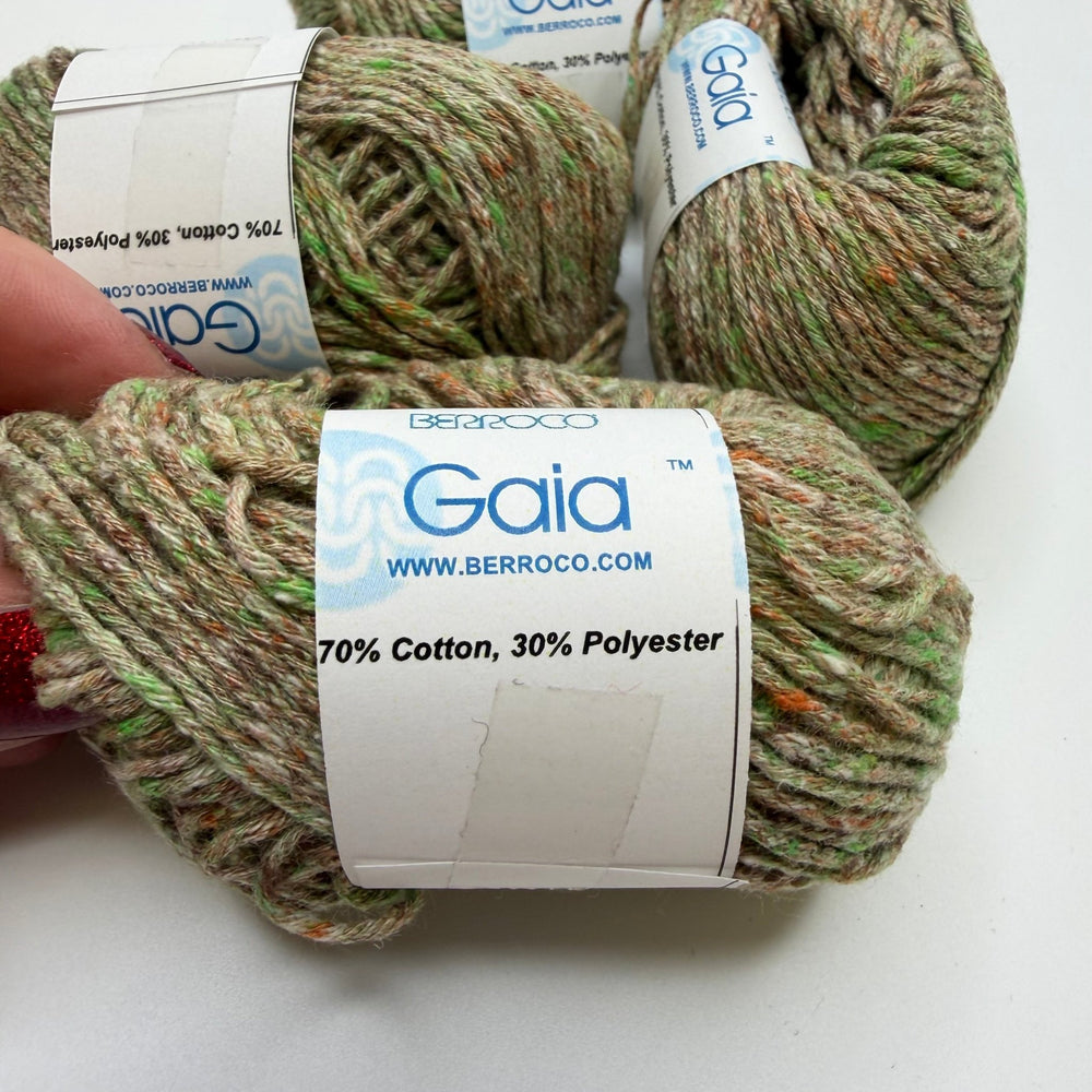 Cotton Polyester Yarn - Beige Green Multi - 4 Pack - True Deadstock supplies Fabric by private - Sustainable Textile | FABCYCLE