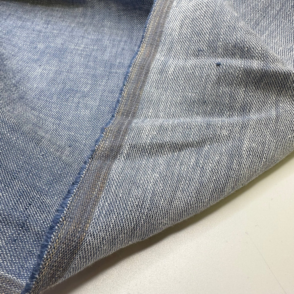 Denim In Flow - Poplin Linen/Hemp Woven - Light Blue - 1.7M Bundle - True Deadstock fabric Fabric by private - Sustainable Textile | FABCYCLE