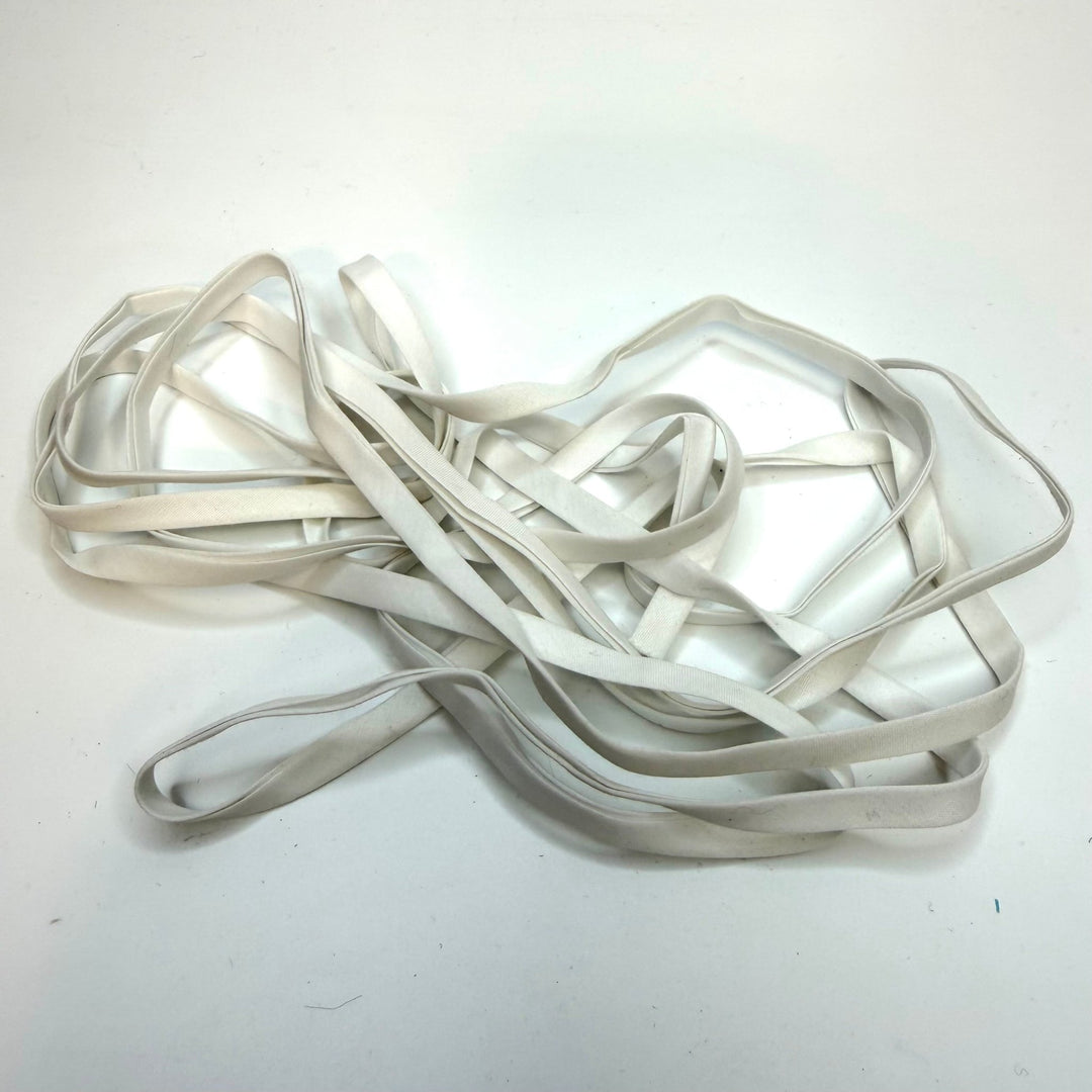 ¼" Double Fold Woven Bias Tape - White - 2.75M Bundle - True Deadstock supplies Fabric by private - Sustainable Textile | FABCYCLE