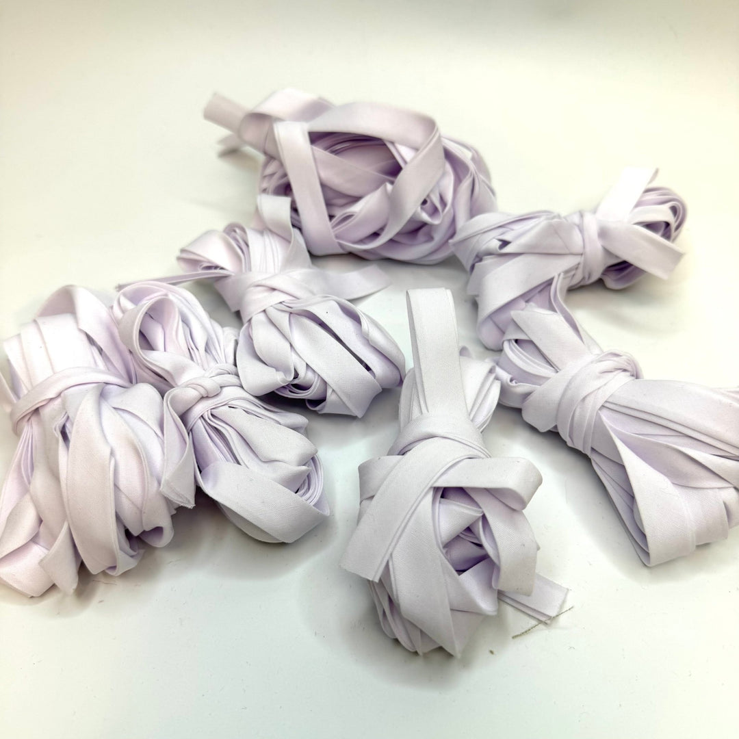½" Double Fold Woven Bias Tape - White - 4M Bundle - True Deadstock supplies Fabric by private - Sustainable Textile | FABCYCLE