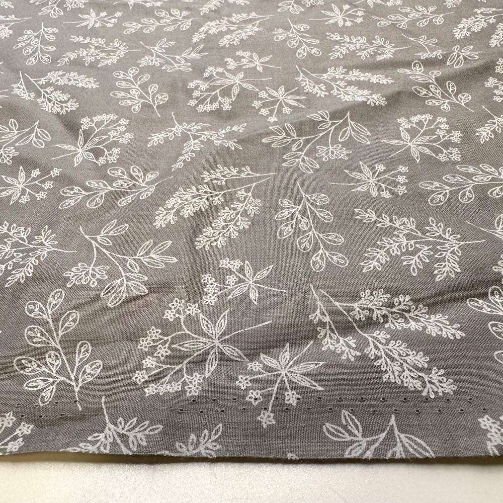 Dried Flowers - Cotton Woven - Grey/White Floral - 1.55M Bundle - True Deadstock fabric Fabric by private - Sustainable Textile | FABCYCLE