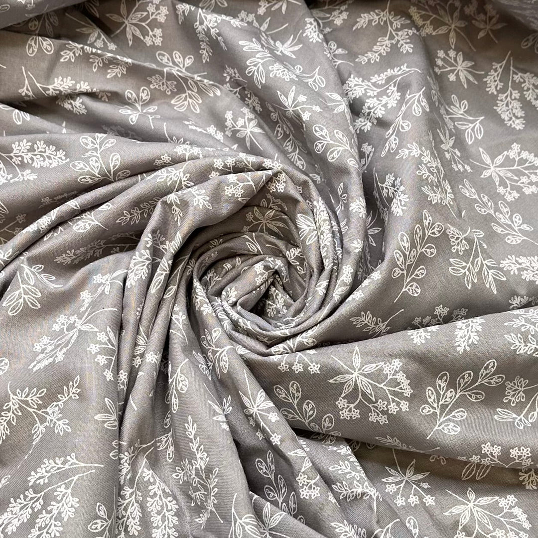 Dried Flowers - Cotton Woven - Grey/White Floral - 1.55M Bundle - True Deadstock fabric Fabric by private - Sustainable Textile | FABCYCLE