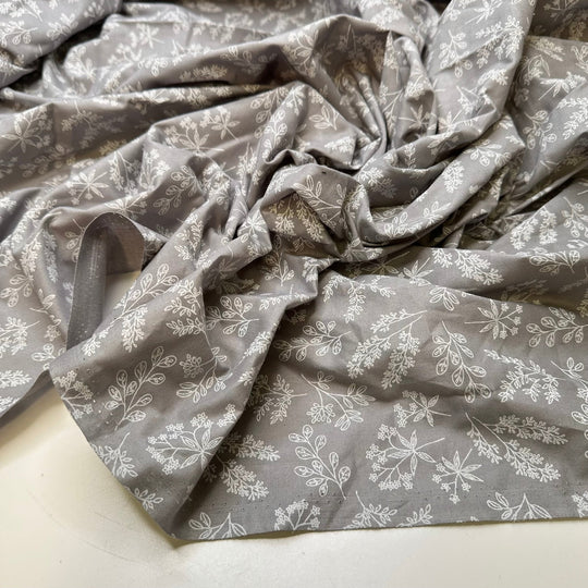 Dried Flowers - Cotton Woven - Grey/White Floral - 1.55M Bundle - True Deadstock fabric Fabric by private - Sustainable Textile | FABCYCLE