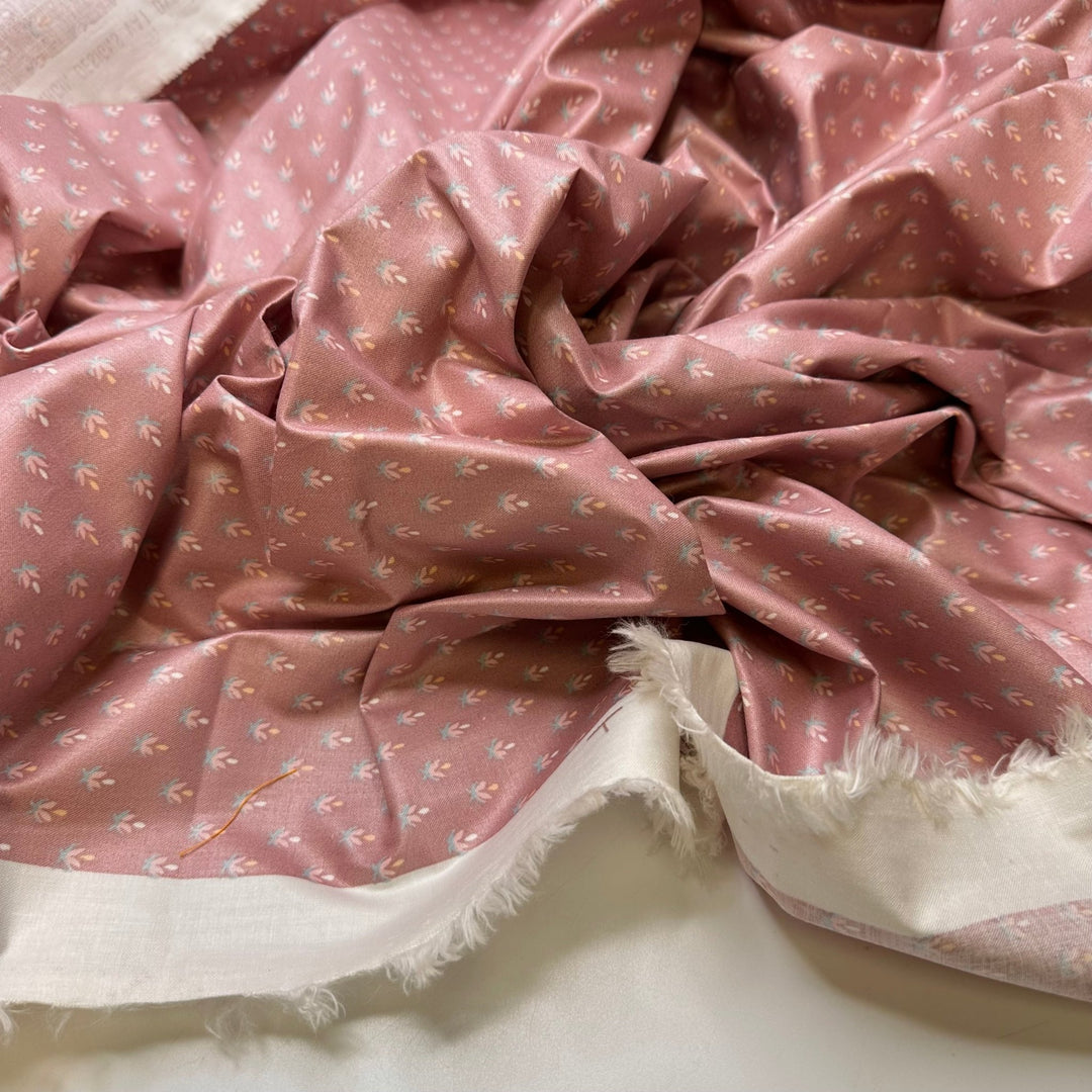 Dusting Off The Patchwork Pile - Cotton Woven - Dark Pink Floral - Bundles - True Deadstock fabric Fabric by private - Sustainable Textile | FABCYCLE