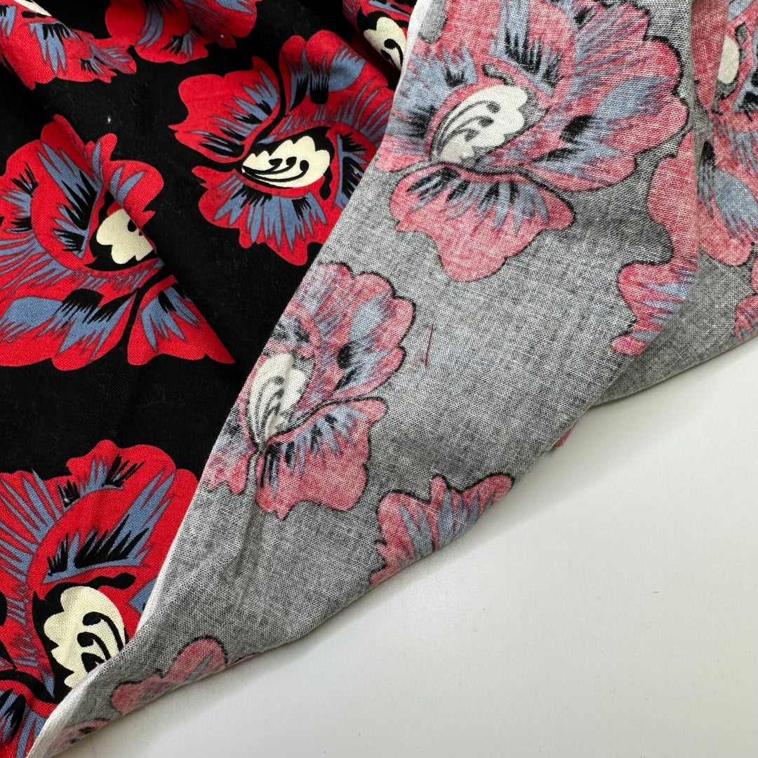 Family Drama - Cotton Woven - Black/Red Floral - 2M Bundle - True Deadstock fabric Fabric by private - Sustainable Textile | FABCYCLE