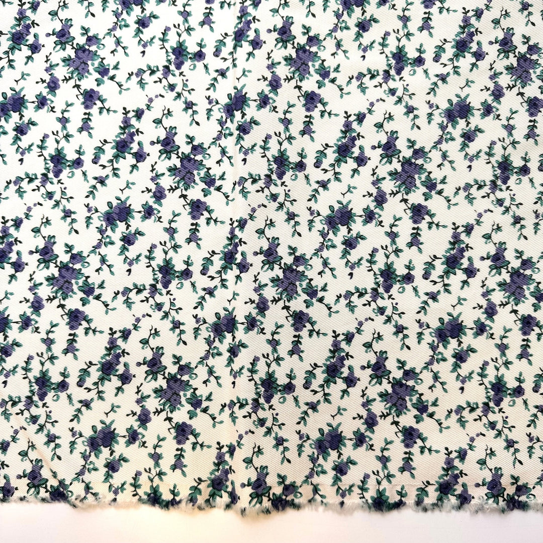 Fresh Blueberries - Twill Weave Cotton Woven - Blue/White Floral - 1.9M Bundle - True Deadstock fabric Fabric by private - Sustainable Textile | FABCYCLE