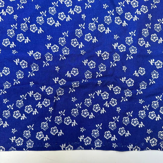 Gifts For A Gardener - Cotton Blend Woven - Dark White/Blue Floral - 2.65M Bundle - True Deadstock fabric Fabric by private - Sustainable Textile | FABCYCLE