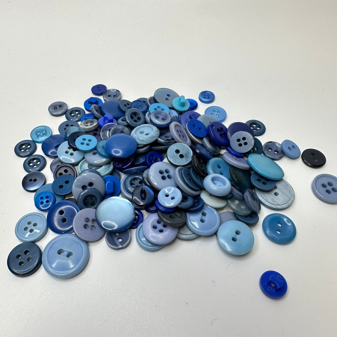 Grab Bag - 4 Hole Button - 10MM Plastic - Blue/Navy - Mixed 100 Pack - True Deadstock supplies Fabric by private - Sustainable Textile | FABCYCLE