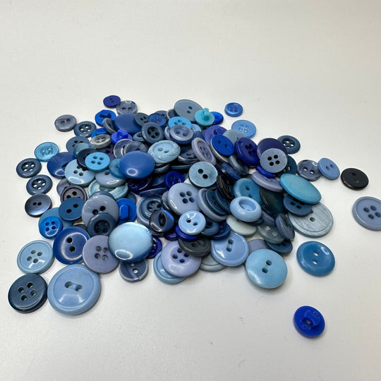 Grab Bag - 4 Hole Button - 10MM Plastic - Blue/Navy - Mixed 100 Pack - True Deadstock supplies Fabric by private - Sustainable Textile | FABCYCLE