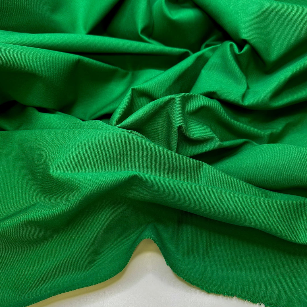 Helping Mom In The Garden - Cotton/Poly Woven - Green - 2M Bundle - True Deadstock fabric Fabric by private - Sustainable Textile | FABCYCLE