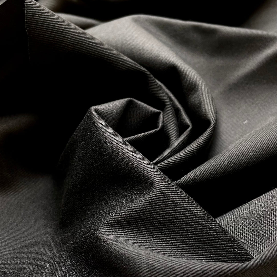 Stiff Upper Lip - Twill Weave Cotton Blend Woven - Black - 2M Bundle - FABCYCLE Deadstock and Sustainble Fabrics and Sewing Supplies