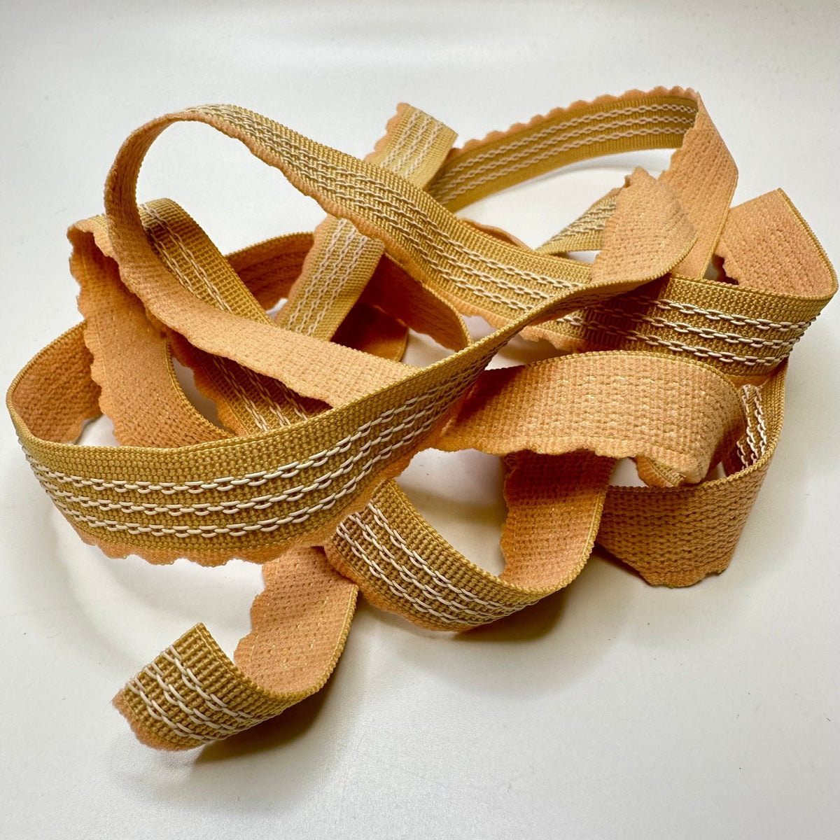 ¾" Knitted Elastic - Peach Nude - Bundles - True Deadstock supplies Fabric by private - Sustainable Textile | FABCYCLE