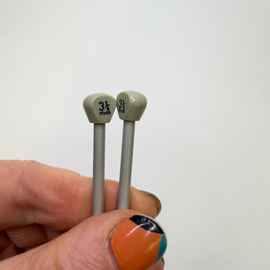 Knitting Needle Size 3 1/4 Tools - Grey - Individual - True Deadstock supplies Fabric by private - Sustainable Textile | FABCYCLE